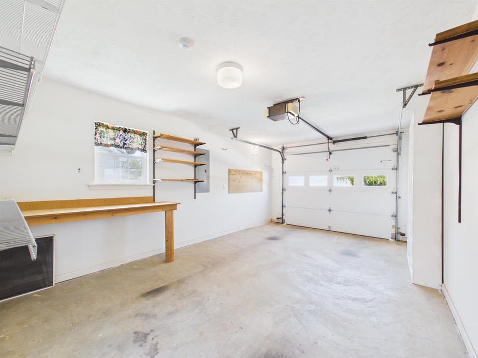 218 Wheatland Court, photo 4 of 29