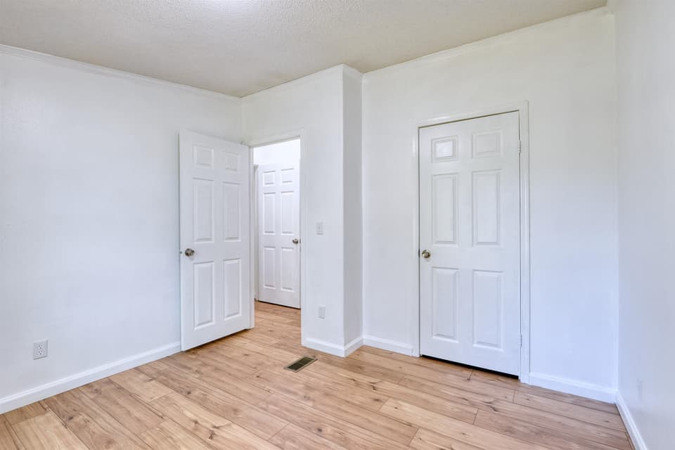 475 Dunlap Drive NE, photo 36 of 40