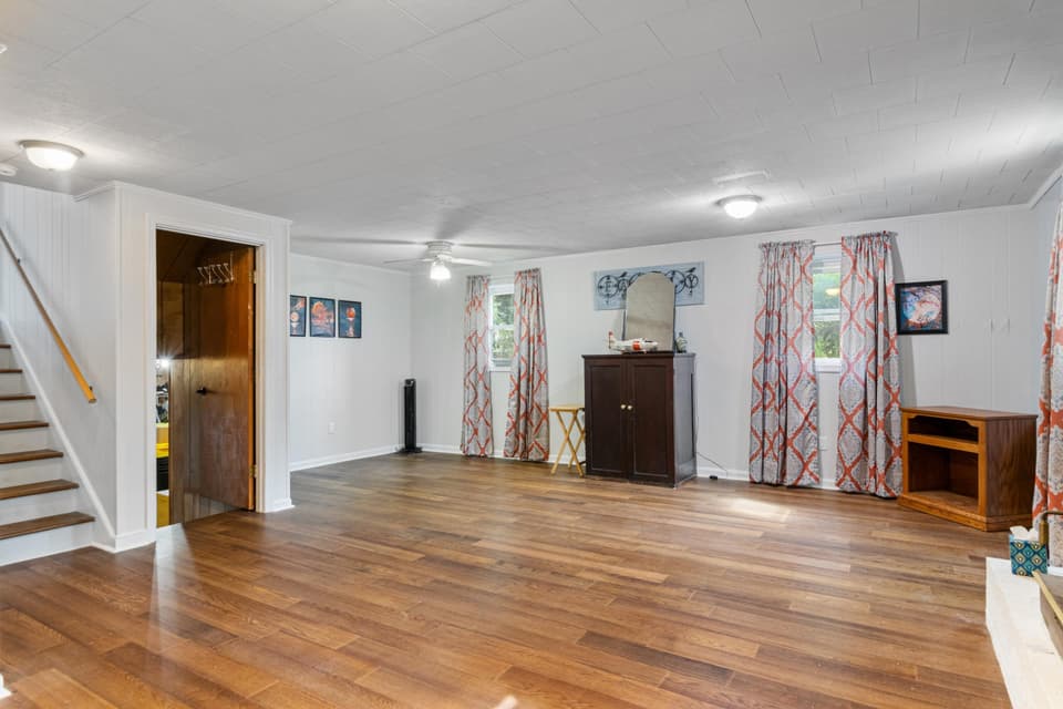 625 Betty Drive, photo 26 of 40