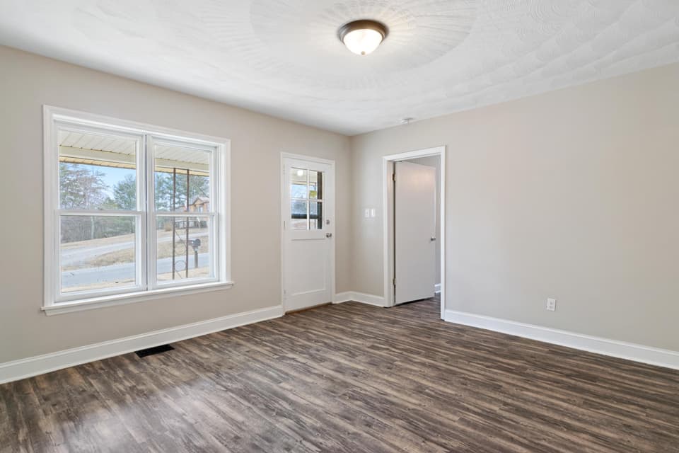 1551 Fire Tower Road, photo 6 of 40