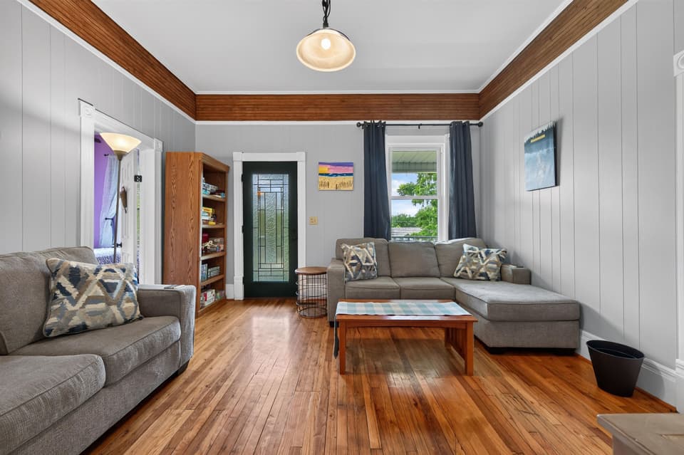 1220 Cambria Street NE, photo 12 of 40