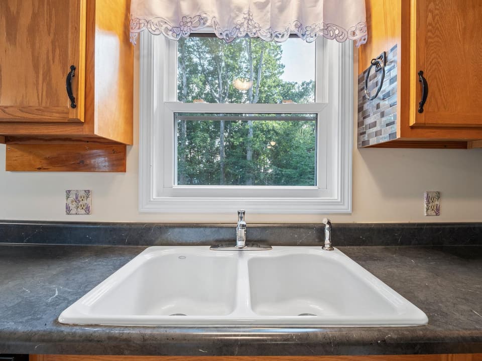 60 Wood Ridge Drive, photo 12 of 40