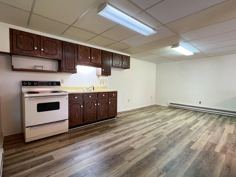 975 Carson Dr, photo 29 of 37