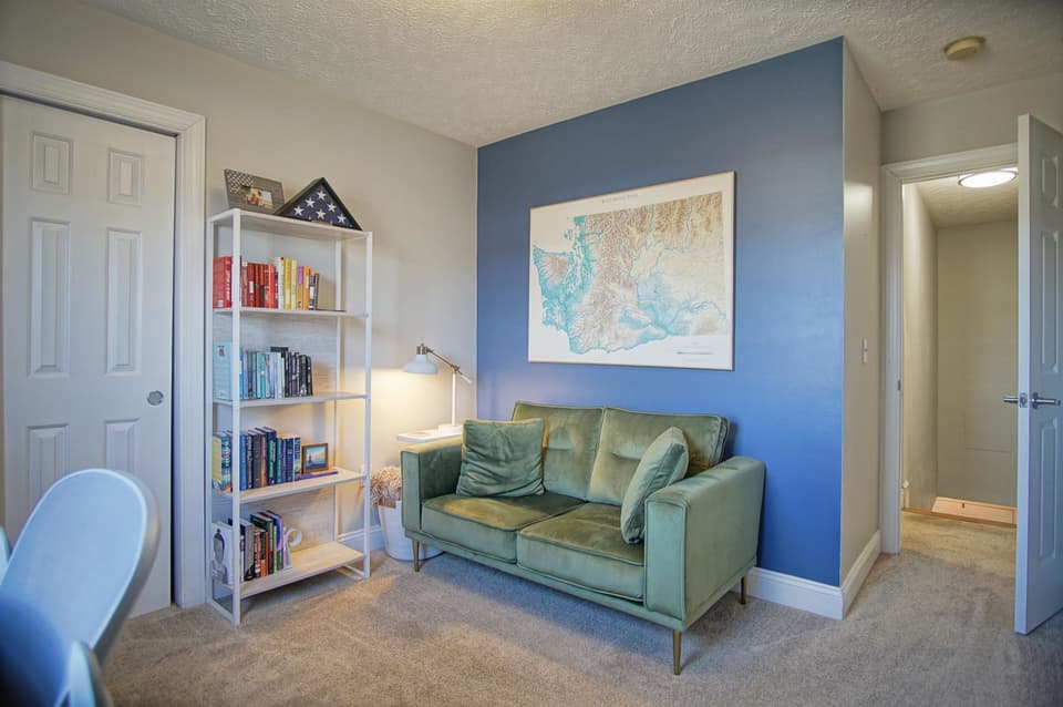 375 Oak Tree Boulevard, photo 33 of 34