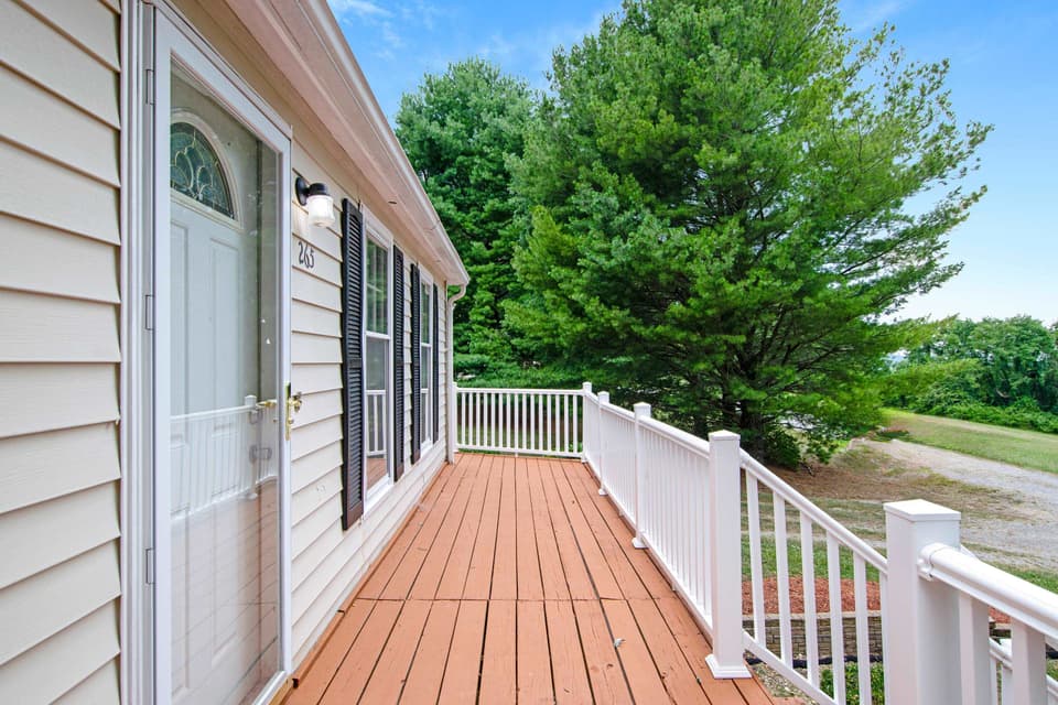265 Clearview Drive, photo 7 of 40