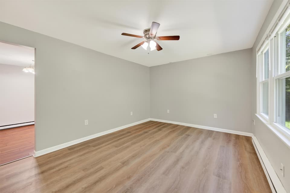 1548 Gallimore Street, photo 19 of 40