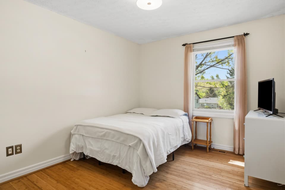 680 Liberty Via, photo 22 of 40