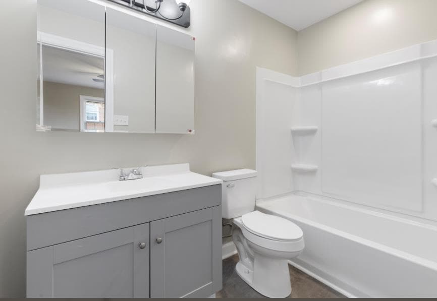 215 Overhill Road, photo 35 of 40