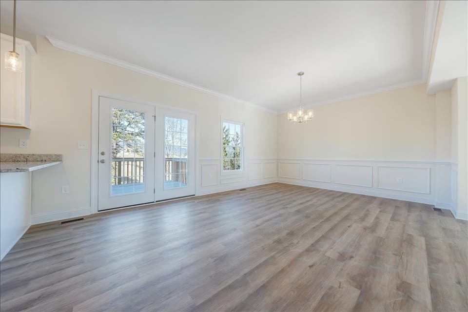 1540 Kensington Way, photo 8 of 37