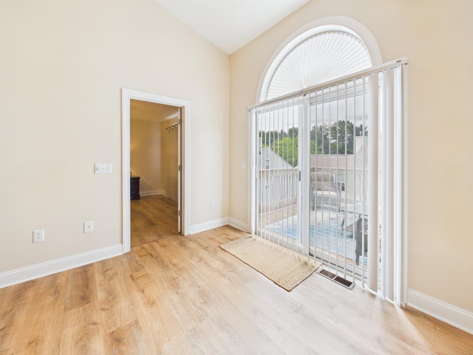 480 Gold Leaf Drive, photo 17 of 40