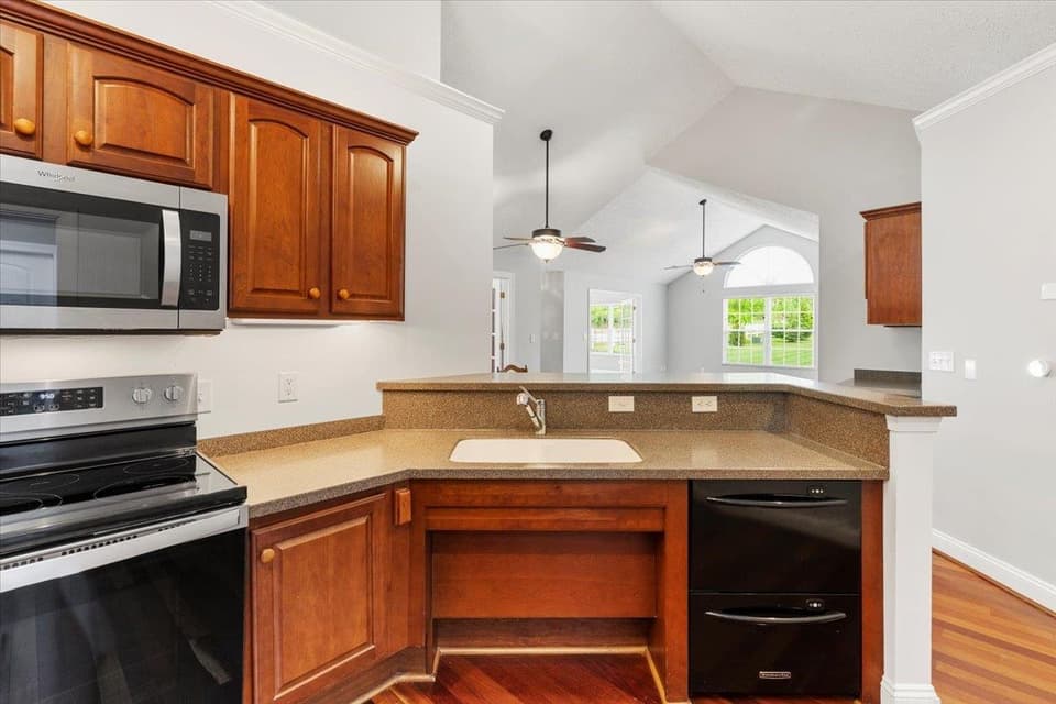 225 Patriot Way Unit 62, photo 36 of 40