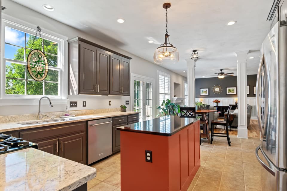 2130 Lubna Drive, photo 30 of 40