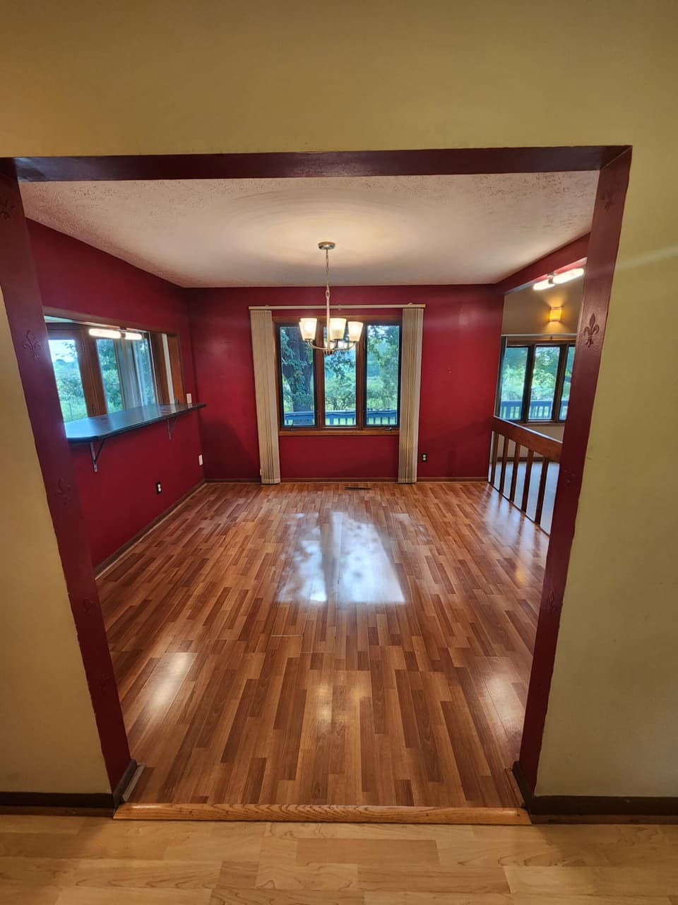 930 Stafford Dr, photo 16 of 39
