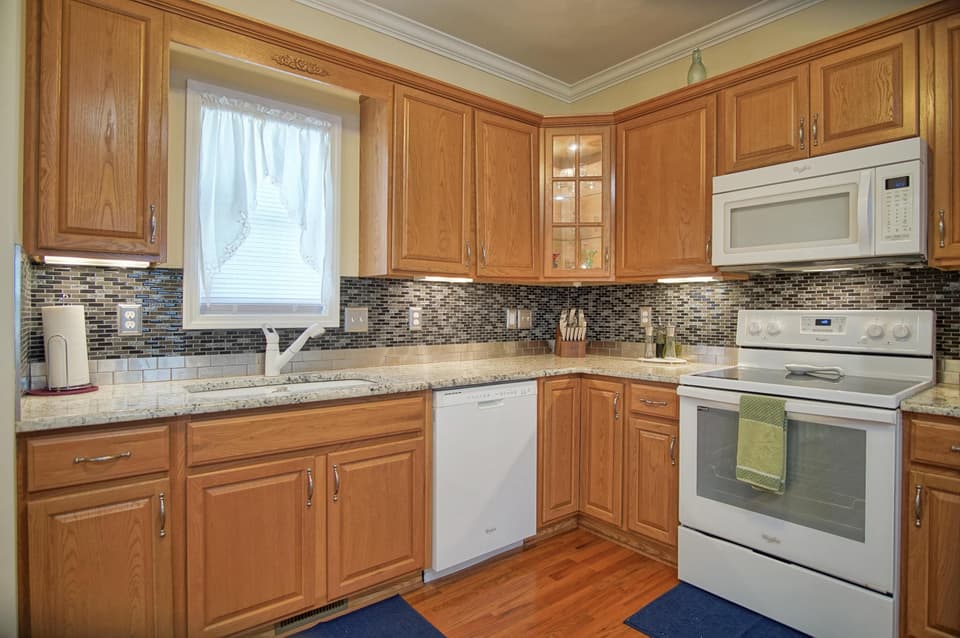 1410 Kensington Way, photo 13 of 40