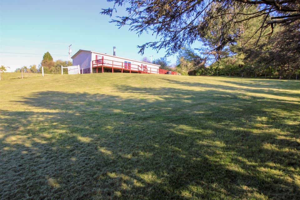 1235 Peppers Ferry Road NW, photo 5 of 29