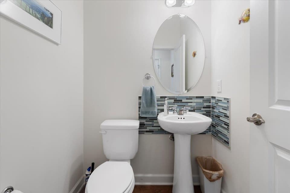 195 Hamilton Avenue NW, photo 12 of 37