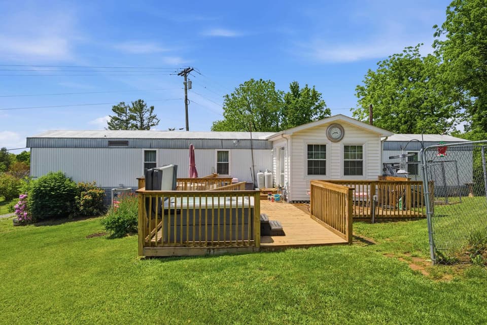 1516 Gunston Road, photo 39 of 40