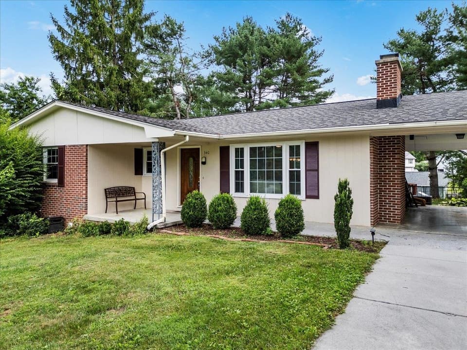 340 Walters Drive, photo 8 of 40