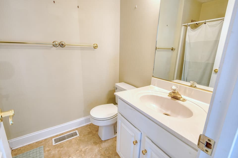 495 Gold Leaf Drive, photo 31 of 40