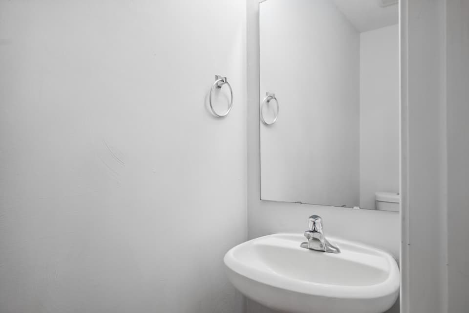 145 Wistaria Drive, photo 25 of 40