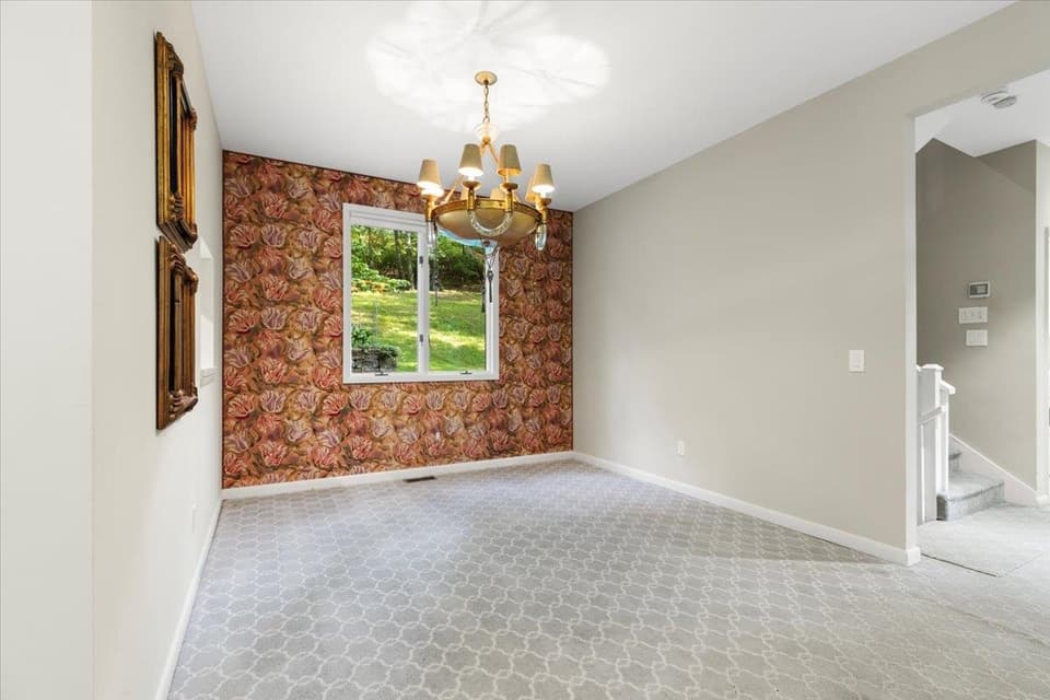 180 Brilliant Drive, photo 38 of 40