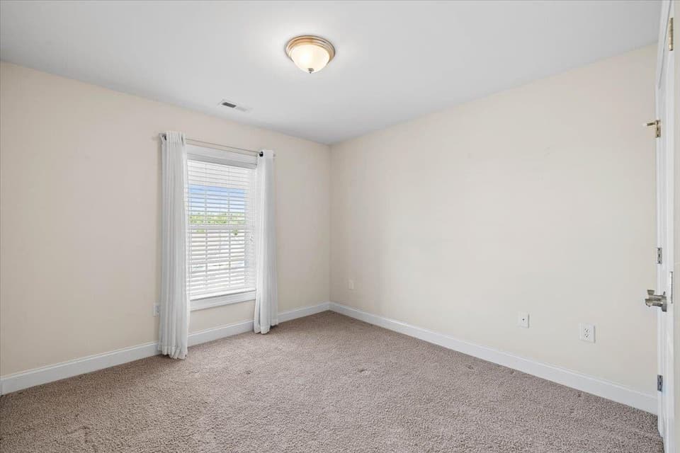 110 Phoenix Boulevard NW, photo 21 of 39
