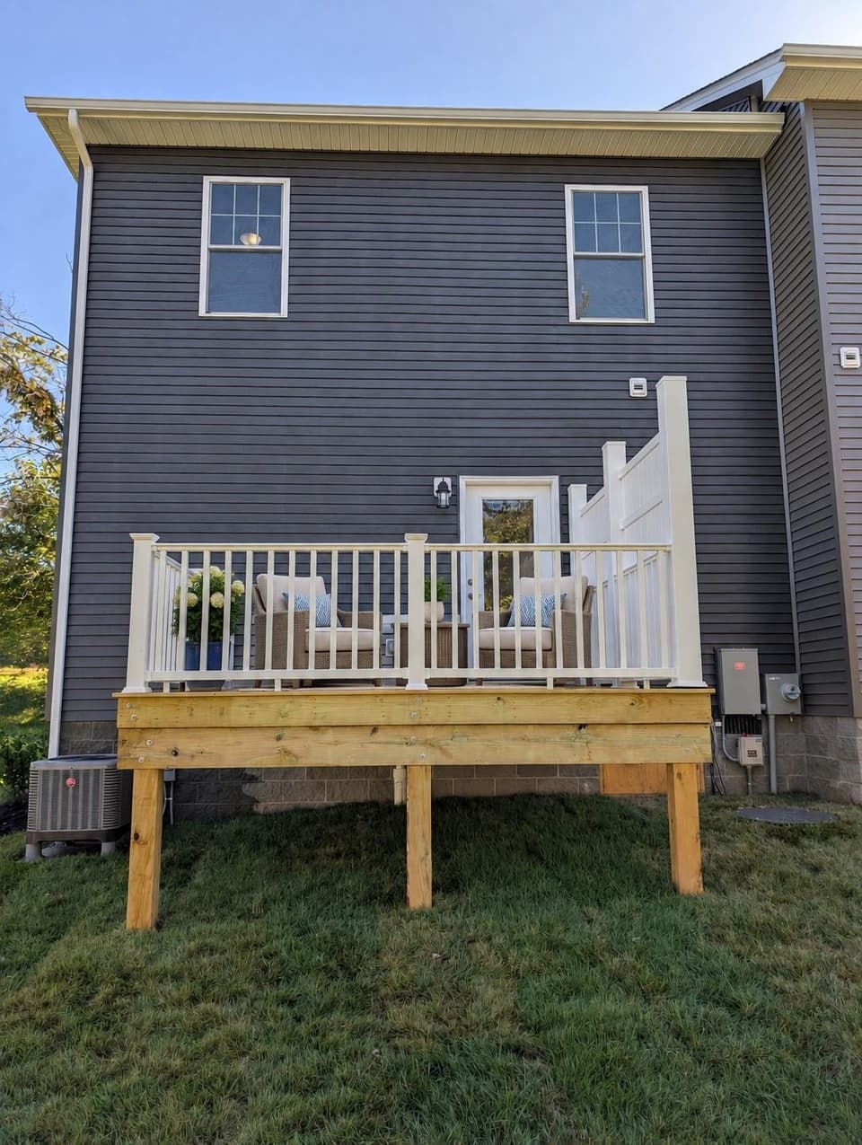 120 Craig Street, photo 3 of 40