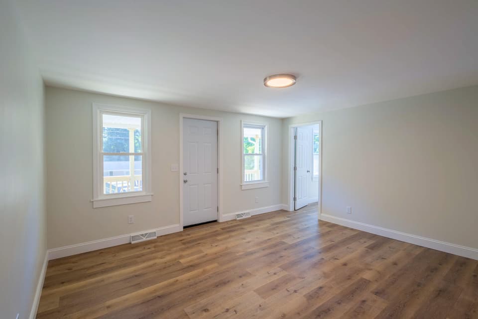 630 School Lane, photo 5 of 33