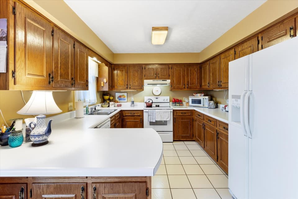 10 Belmont Drive, photo 18 of 40