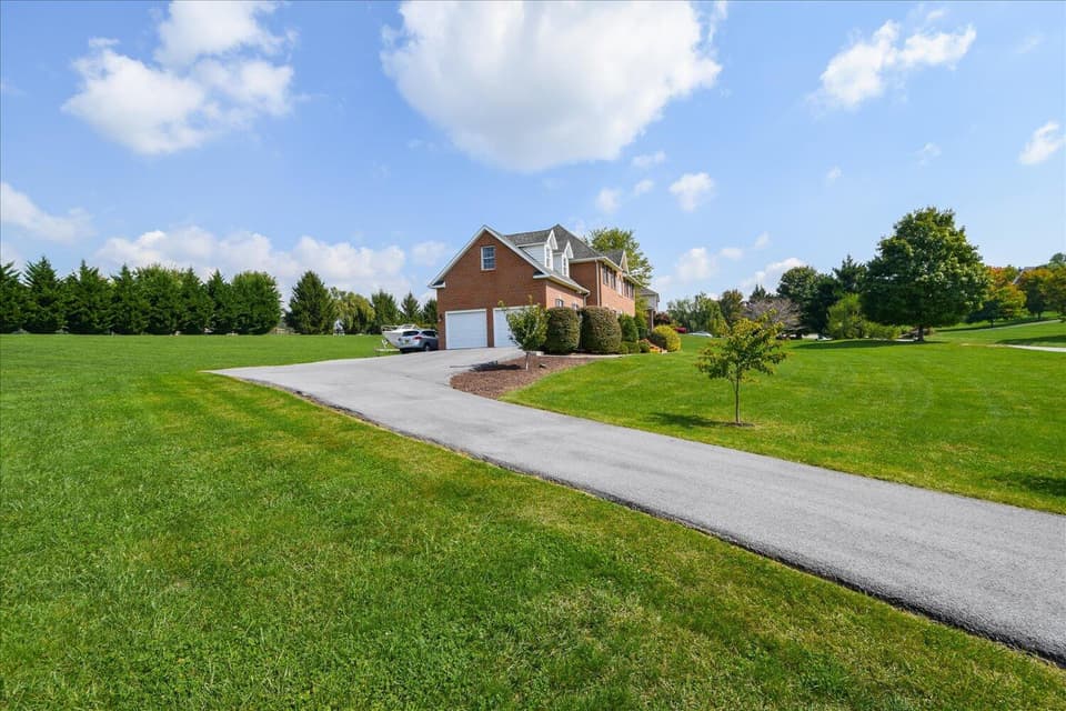 2070 Lake Vista Drive, photo 29 of 36
