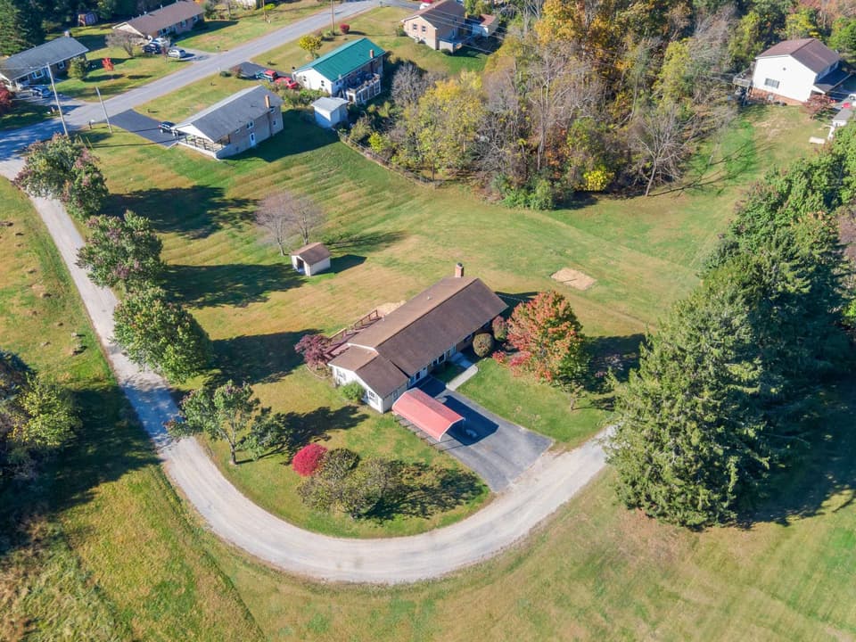 2272 Lupine Lane, photo 12 of 40