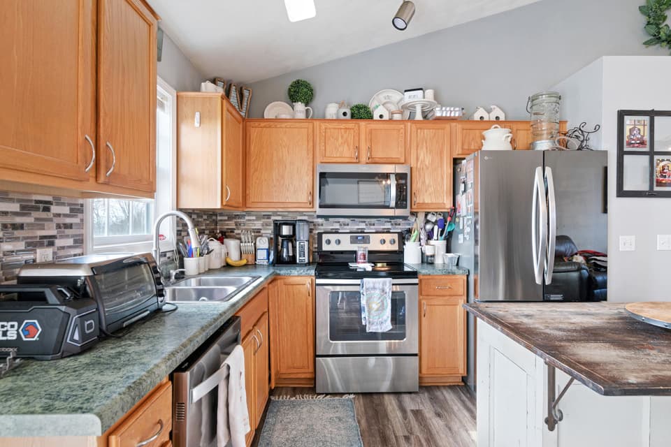 1135 New Village Drive NW, photo 8 of 40