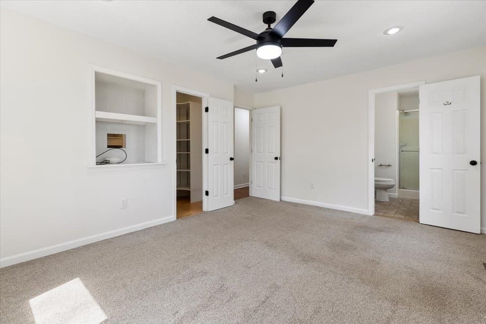 4660 Blue Heron Drive, photo 12 of 40