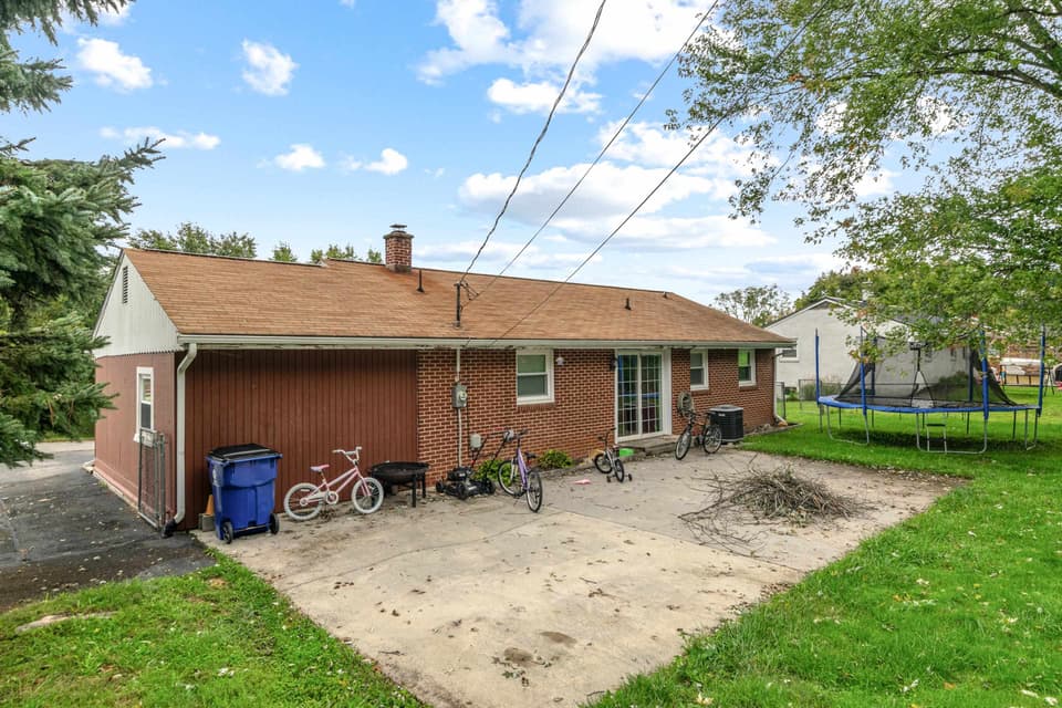 955 McHenry Avenue, photo 25 of 29