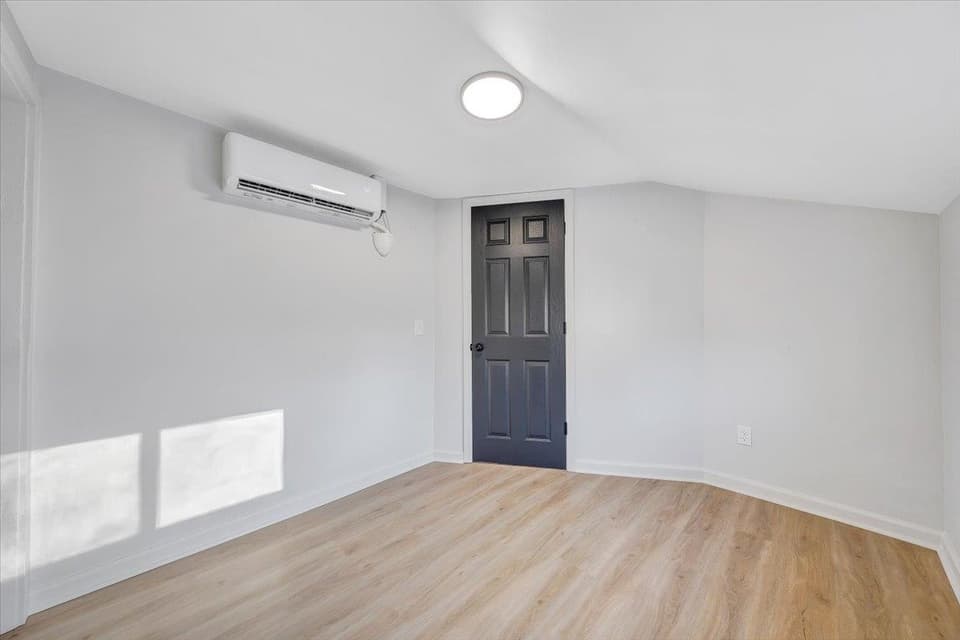 50 Bower Street NW, photo 22 of 39