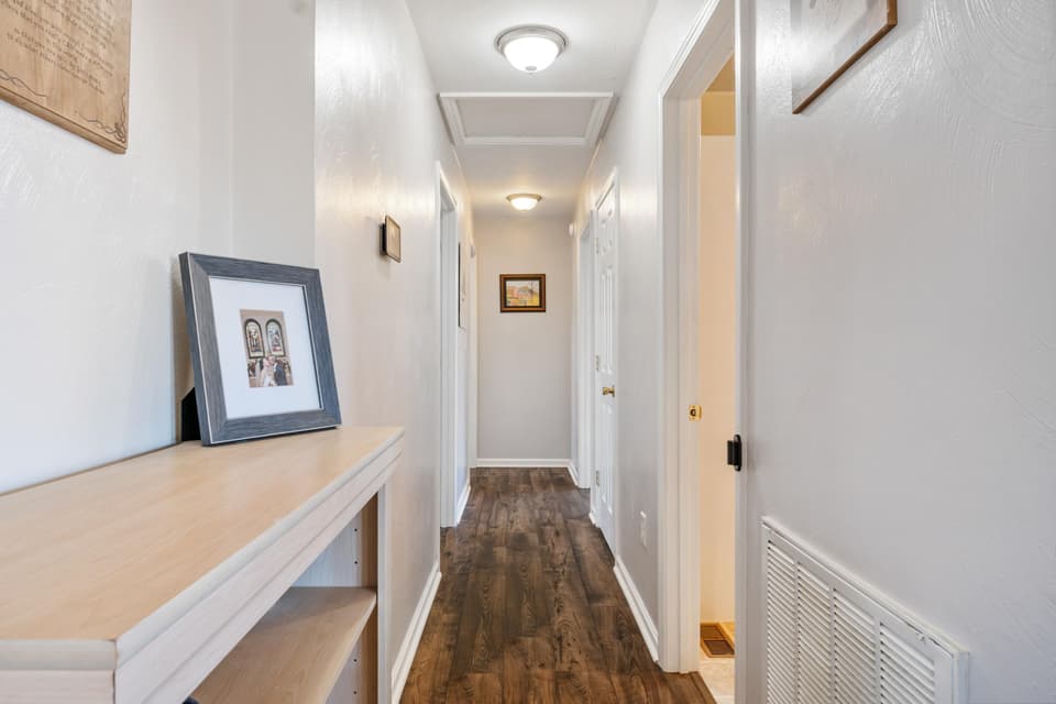 805 New Village Drive NW, photo 18 of 40