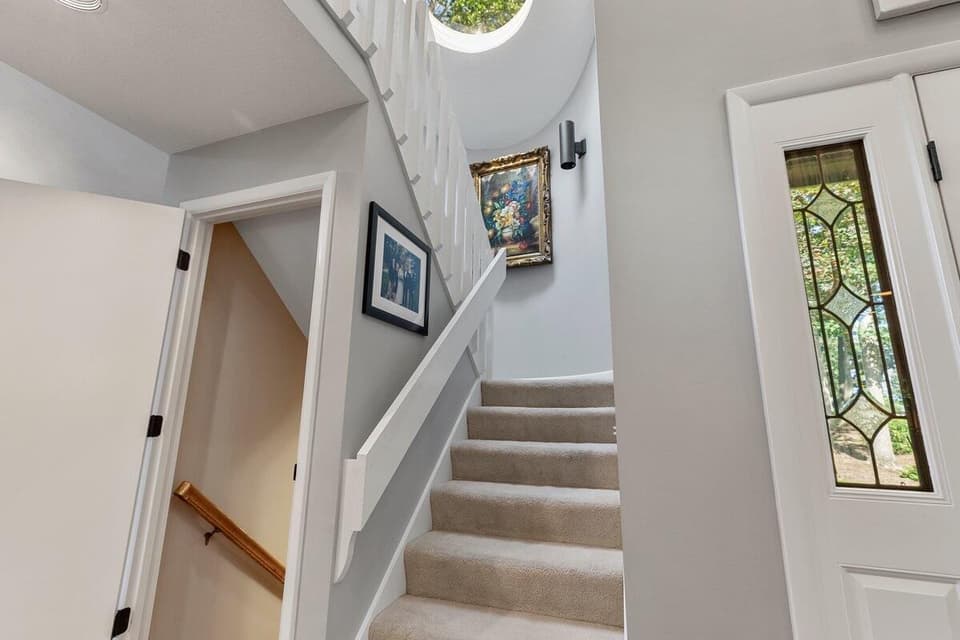 255 Patricia Lane NE, photo 30 of 35