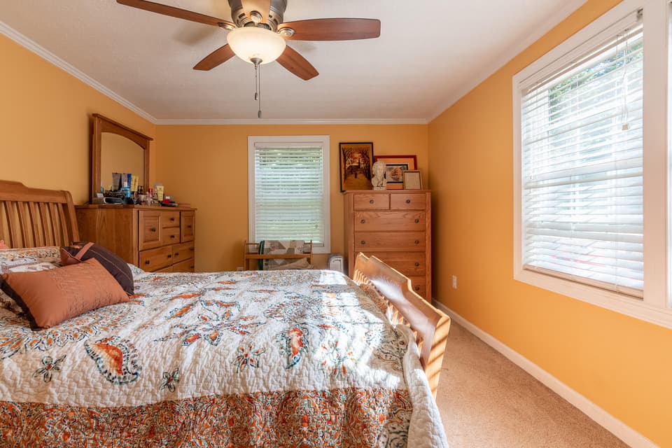700 Black Bear Run Rd, photo 6 of 39