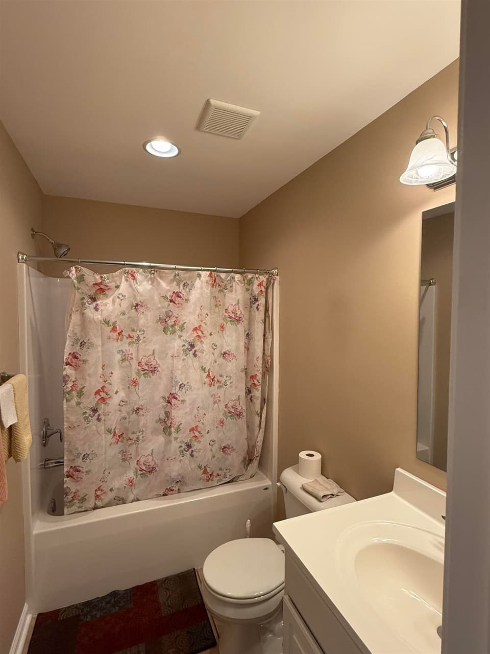 140 Alexa Lane, photo 12 of 15