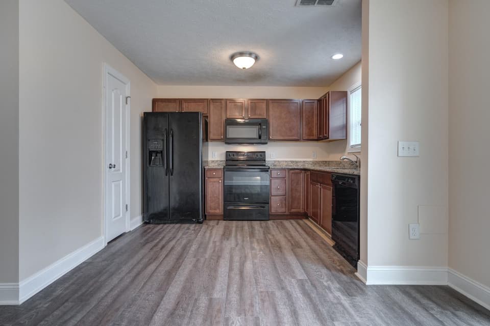 145 Twig Street, photo 11 of 35