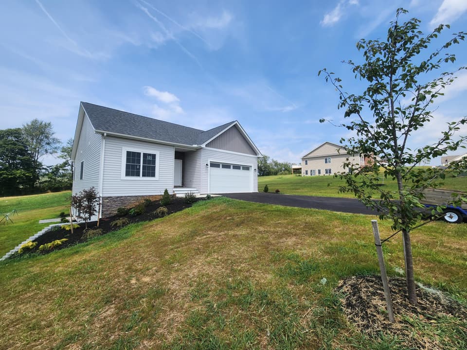 4205 Stanley Road, photo 2 of 37