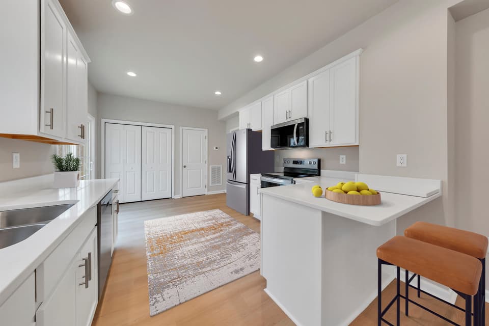 1585 Kensington Way NW, photo 13 of 40
