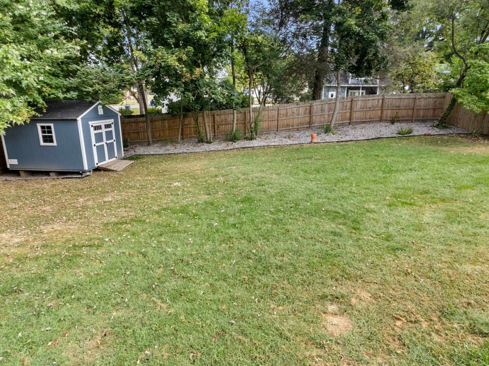 930 Harless Street, photo 15 of 40