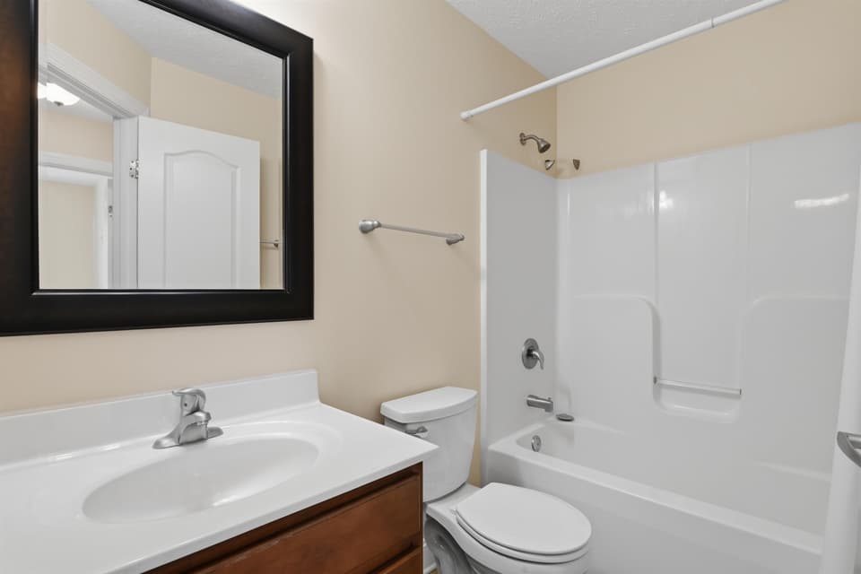 1410 Sherwood Drive, photo 30 of 40