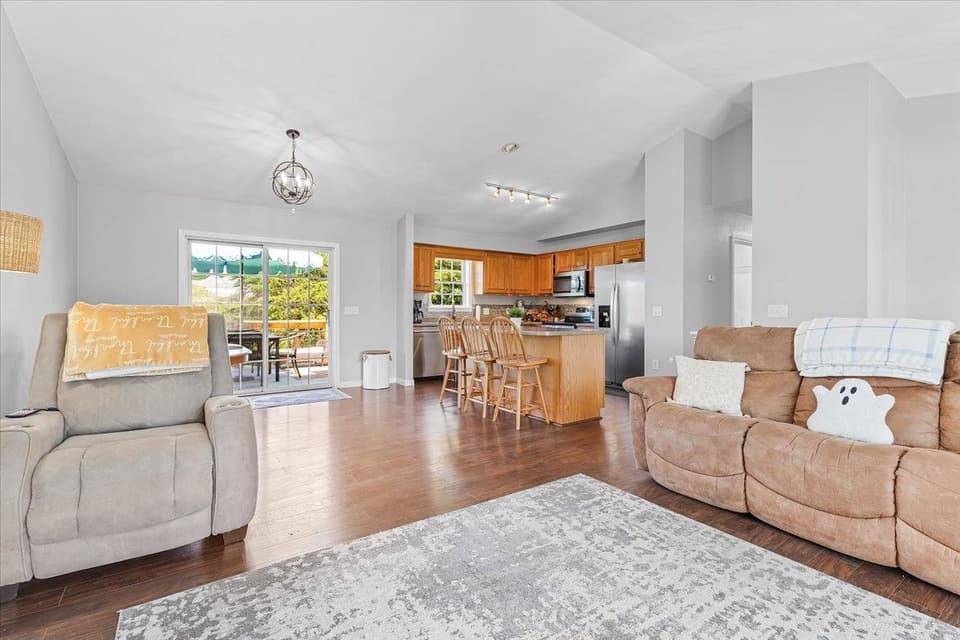 740 Independence Boulevard, photo 10 of 40