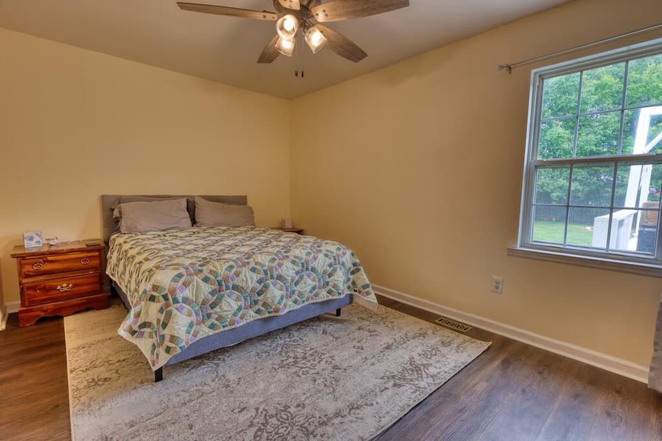 1460 Westview Dr, photo 18 of 30