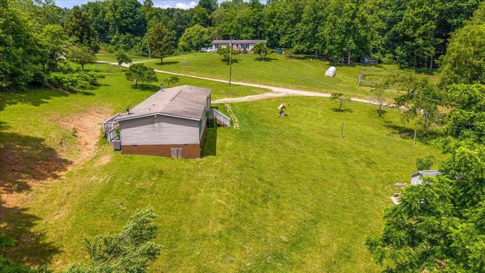 655 Peachtree Hill, photo 30 of 33