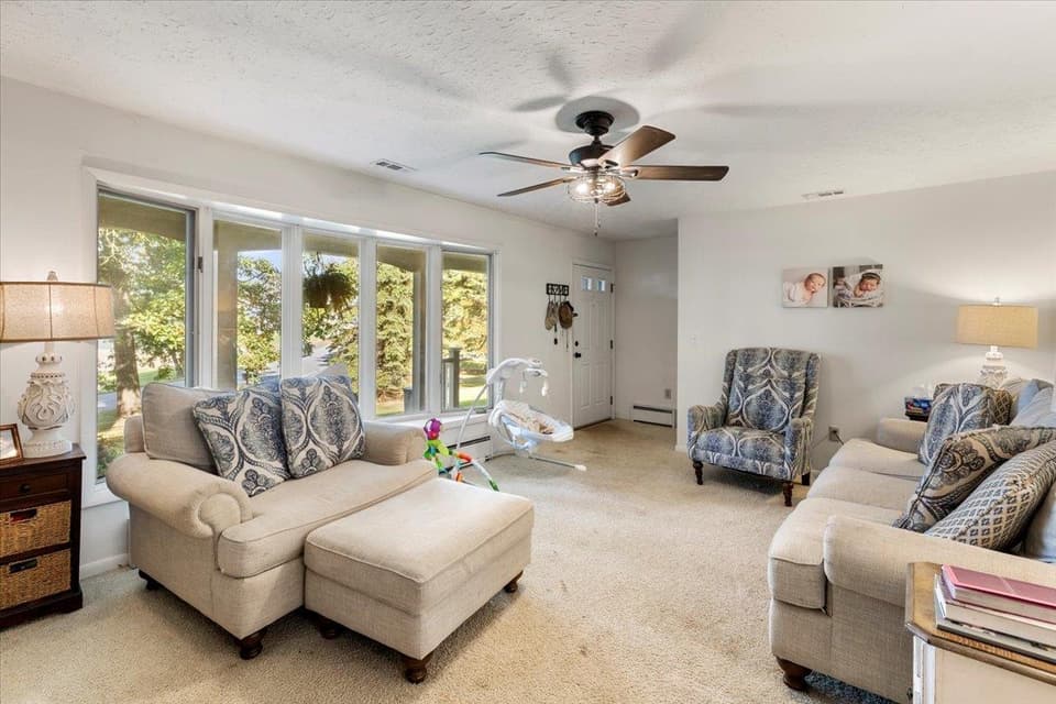 1144 Round Meadow Drive, photo 9 of 40