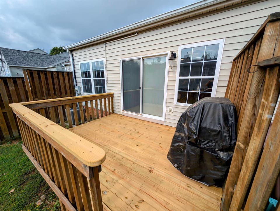 220 Gold Leaf Drive, photo 18 of 19