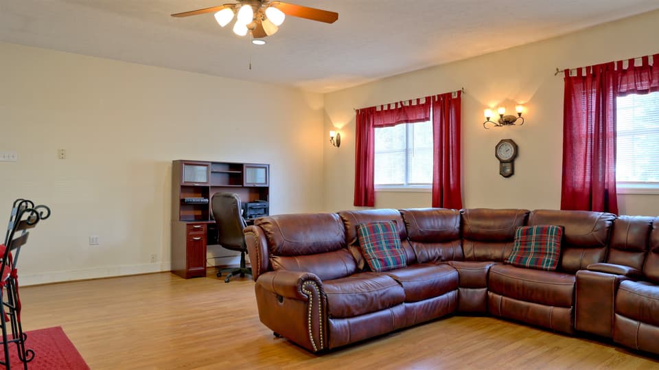 240 Virginian Drive, photo 30 of 40